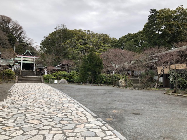鎌倉宮の境内